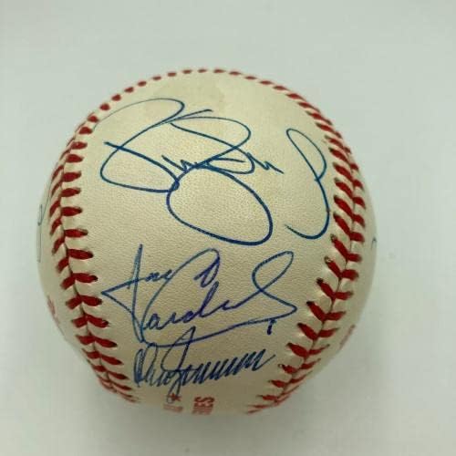 1996 Екипът на Янкис Подписа договор с Международната поредица от бейзбол Мариано Ривера JSA COA - Бейзболни топки с автографи